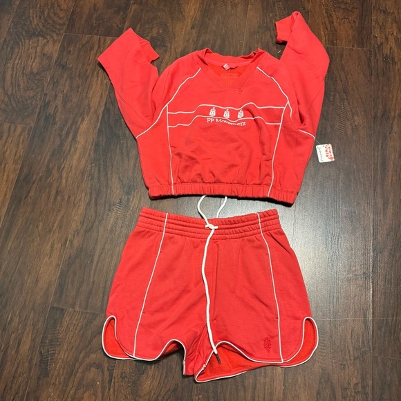 FREE PEOPLE FP Movement Seeing Double Red Sweatshirt and Shorts Set XSmall NWT - Picture 8 of 16